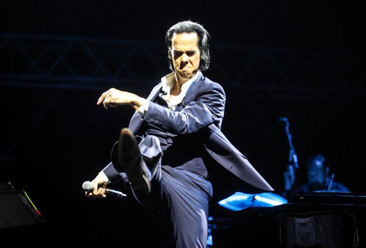 Nick Cave & The Bad Seeds, müzikseverlerle buluştu G1