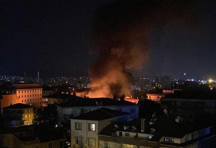 Sancaktepe'de yangın sonucu gecekondu kullanılamaz hale geldi G4