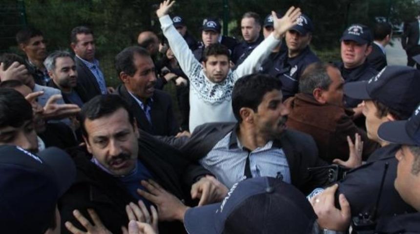 Bakan Çelik, polisi 'Sakin olun' diyerek uyardı