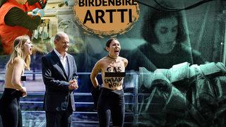 Başbakan çıplak protestoyu görünce şok olmuştu! Almanlar çareyi Trabzon'da buldu günde 700 adet gidiyor