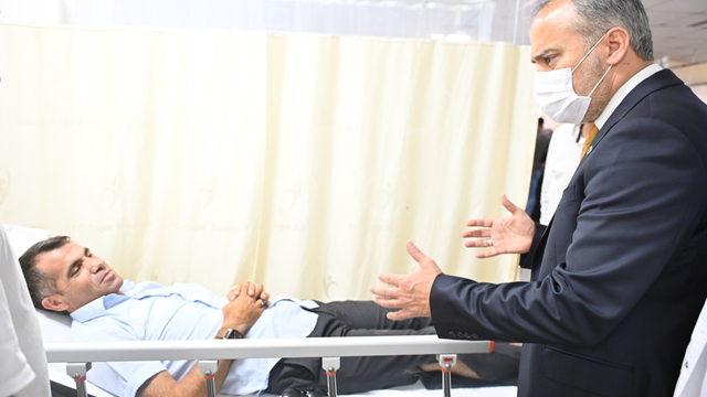 GÜNCELLEME 2 - Bursa'da şarampole devrilen belediye otobüsündeki 21 kişi yaralandı