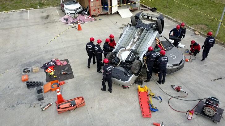 Sakarya'da itfaiyeci adayları zorlu eğitimden geçiriliyor G5