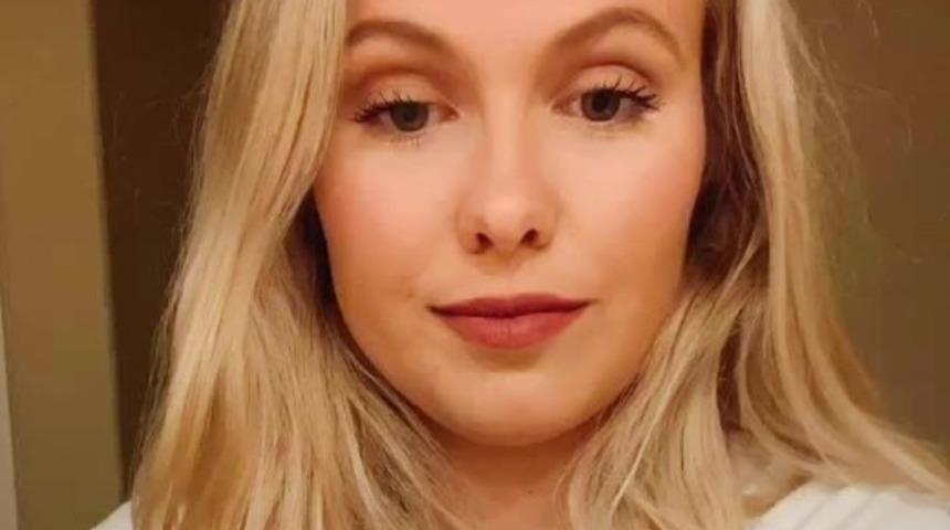 Davetiyede yaptığı hatayı görünce başından aşağı kaynar sular indi! Bütün misafirleri o web sitesine yönlendirince...