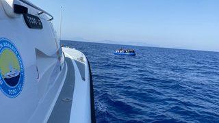 Muğla açıklarında 43 düzensiz göçmen kurtarıldı