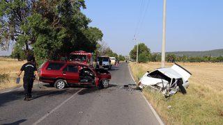 Uşak'ta trafik kazasında 5 kişi yaralandı