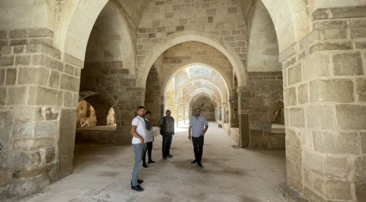 Konya’da restore edilen Obruk Gölü manzaralı 800 yıllık han ziyarete açılıyor! Obruk Hanı meraklısını bekliyor G5