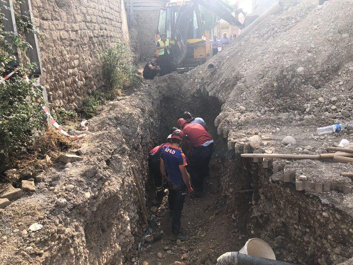 Erzincan'da altyapı çalışmasında göçük altında kalan işçi kurtarıldı G2