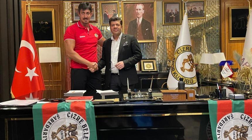 Cizre Belediyespor Erkek Voleybol Takımı, başantrenör Burak Hascan ile anlaştı
