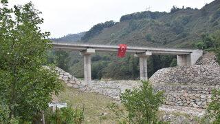 İçişleri Bakanı Soylu, Giresun'daki selde ölenler için düzenlenen anma etkinliğine telefonla katıldı: