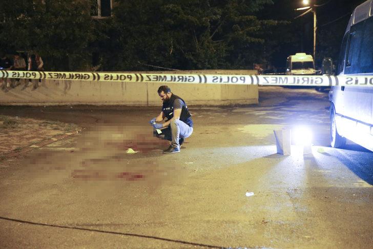 Sivas'ta çıkan kavgada 1 kişi bıçakla ağır yaralandı G2