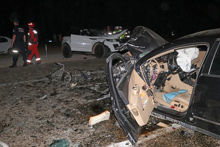 Muğla'da iki otomobil çarpıştı, 1 kişi öldü, 3 kişi yaralandı G2