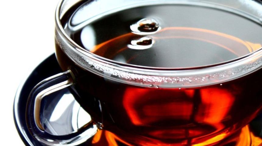 Çay yüzünden bütün dişleri döküldü