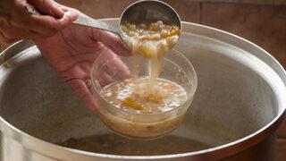 Lezzetine kanıp aşırıya kaçmayın: Aşure yemeden önce bir kez daha düşünün