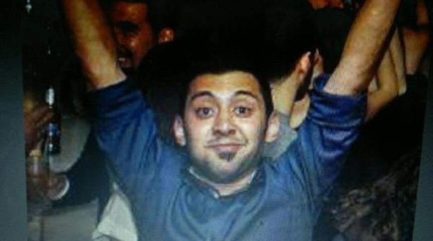 İntihar eden barmenin cesedi kokmaya başlayınca bulundu