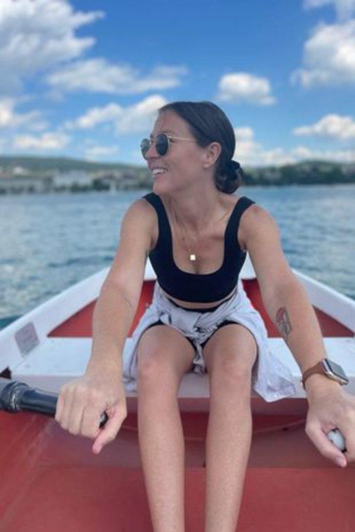 Bütün hayatını bir anda değiştirdi! “Eşcinsel olduğumu anladım, köpeğimle bir karavanda yaşamak için evimi ve kocamı terk ettim” G1