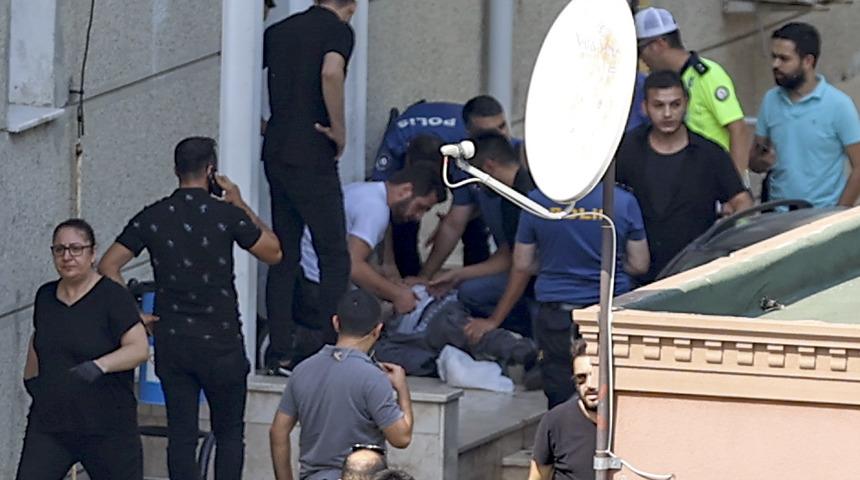 Silivri'de polisi bıçaklayan zanlı, silahla vurularak yakalandı