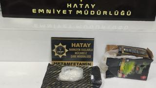 Hatay'da çay kutusuna gizlenmiş sentetik uyuşturucu ele geçirildi