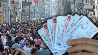 Yüz binler akın etti! En çok değiştirilen isim ve soyisimler dikkat çekti... Soyadı ve ad değişikliği başvuruları uzatıldı