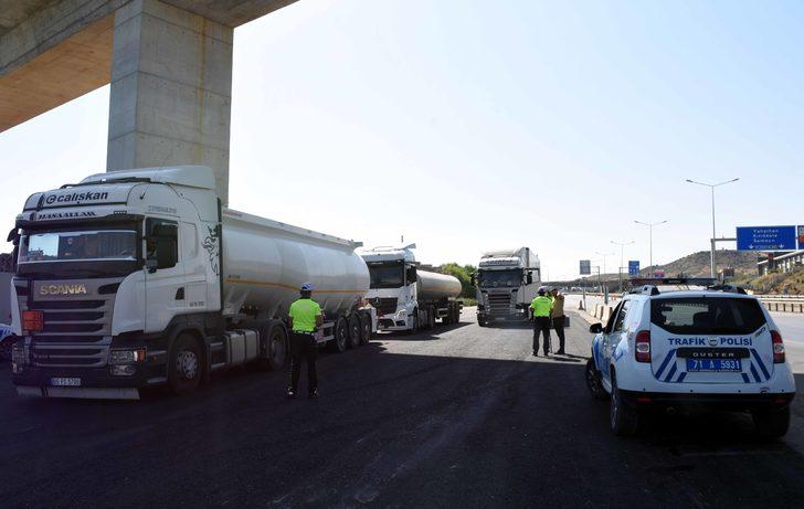 "Kilit kavşak" Kırıkkale'de ağır tonajlı araçlara yönelik denetimler artırıldı G3