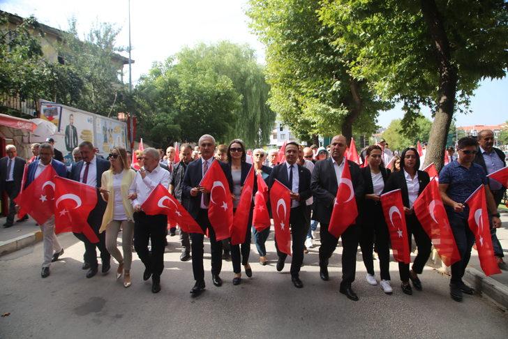 Atatürk'ün Kastamonu'ya gelişi ile Şapka İnkılabı'nın 97. yıl dönümü kutlanıyor G5