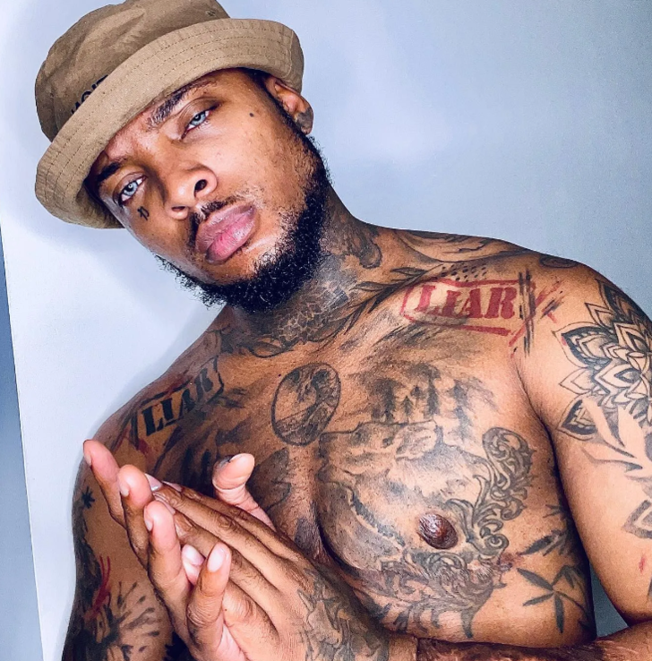 Cinsel organı olmadan doğmuştu! Servet harcayarak kolundan penis yaptırdı G2