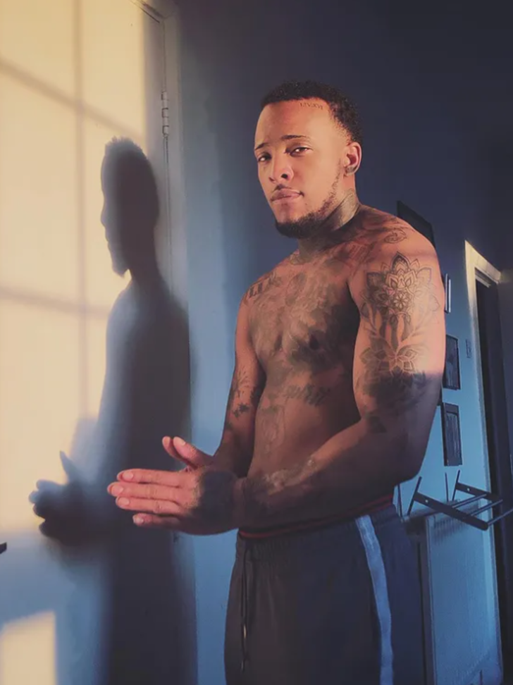 Cinsel organı olmadan doğmuştu! Servet harcayarak kolundan penis yaptırdı G4