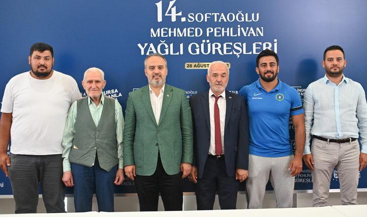 Osmanlı başpehlivanı Softaoğlu Mehmed Pehlivan, Bursa'da er meydanında anılacak G4