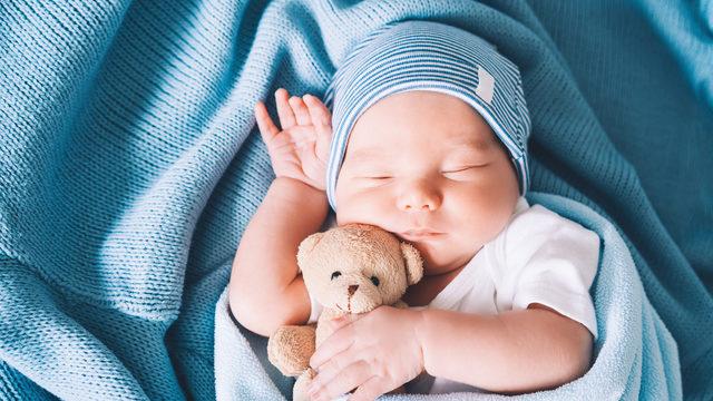 Bebeklerde uyku düzeni hakkında bilinmesi gerekenler