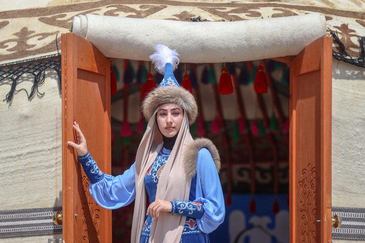 Malazgirt Zaferi'nin 951. yıl dönümü etkinlikleri Ahlat'ta başladı G4