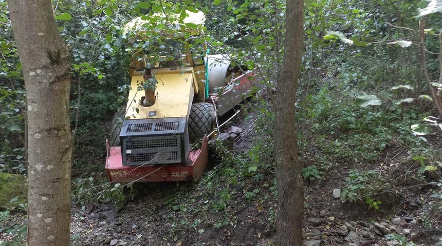 Ordu'da şarampole devrilen silindirin operatörü öldü
