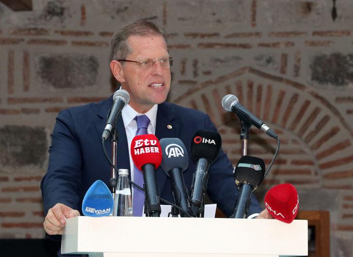 Manisa'da sezonun ilk çekirdeksiz kuru üzümü borsaya geldi G2