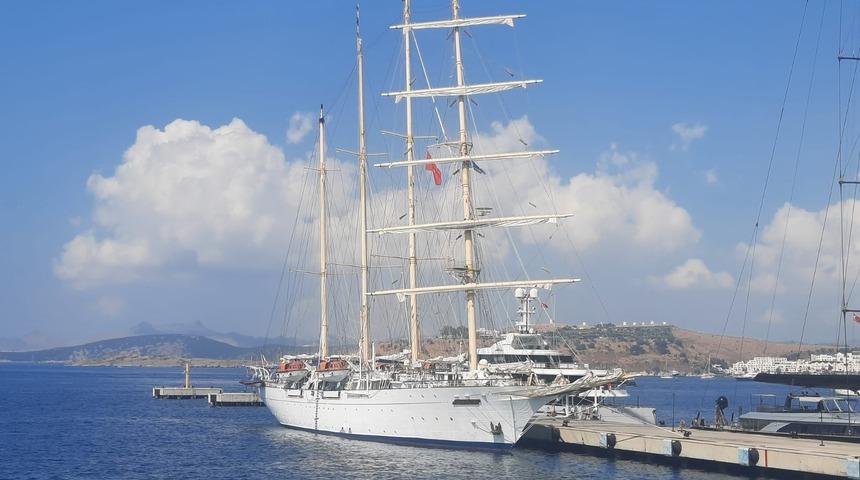 "Star Flyer" Bodrum Limanına yanaştı
