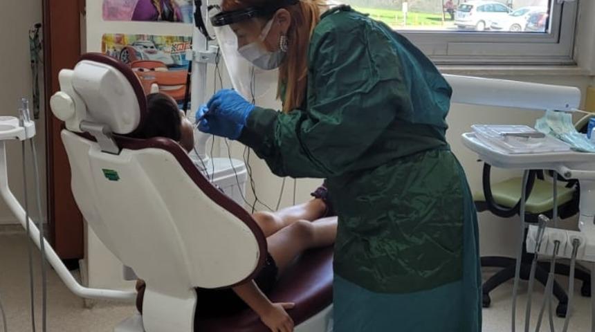 Eskişehir'de "aile diş hekimlikleri" çocukların ağız bakımları için mesaiye başladı