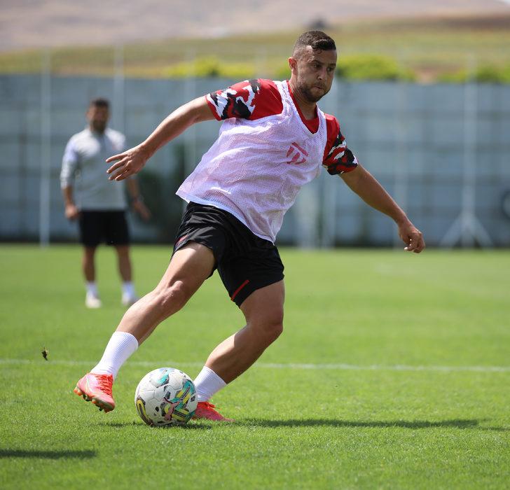 Sivasspor'da Malmö maçı hazırlıkları başladı G3