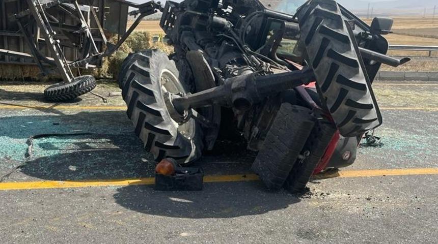 Kars'ta devrilen traktörün altında kalan sürücü ağır yaralandı