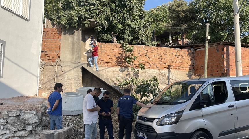 İzmir'de incir ağacından d&uuml;şen kadın &ouml;ld&uuml;