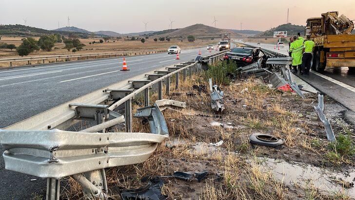 Balıkesir'de tatil yolunda kaza geçiren çift öldü, iki çocukları yaralandı G5