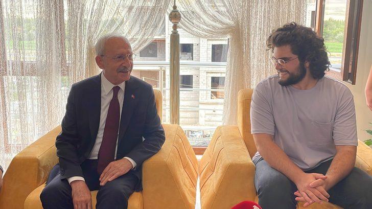 CHP Genel Başkanı Kılıçdaroğlu, YKS'de Niğde'de birinci olan öğrencilerle buluştu G2