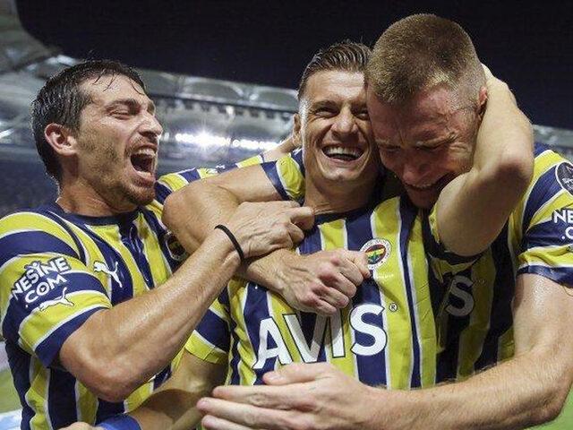 Fenerbahçe'de Attila Szalai için yine teklif geldi!
