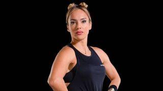 Survivor Birsen Bekgöz denizin içinden poz verdi! Mankenlere taş çıkarır