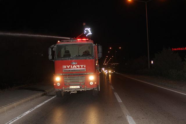 Hatay’da zeytinlik alanda çıkan yangın söndürüldü