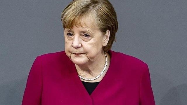 Eski Almanya Başbakanı Merkel'e çok sayıda mülteciyi kabul ettiği için UNESCO'dan ödül!