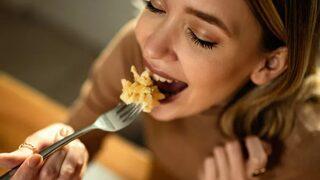 Bunları ağzınıza bile sokmayın! Kolesterolü düşürmek istiyorsanız…