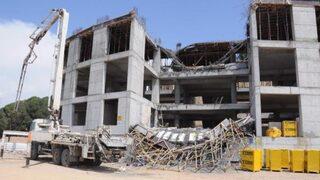 Kaymakamlık inşaatında iskele çöktü: 3 işçi yaralandı