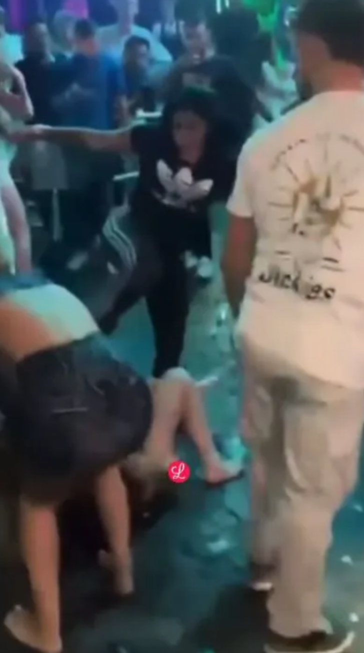 Etraftakiler çığlık atarken ortalık bir anda karıştı! O anlar saniye saniye kaydedildi G4