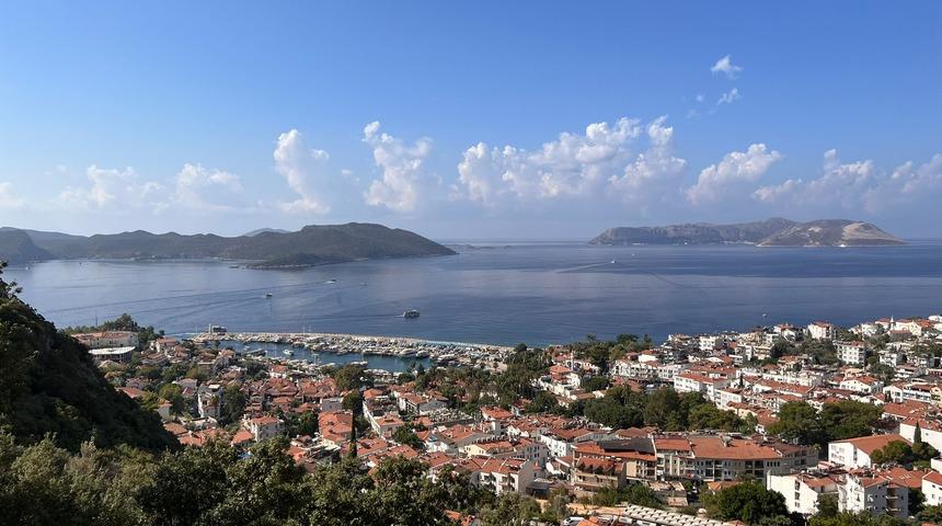 GÜNCELLEME - Akdeniz'de 4,4 büyüklüğünde deprem meydana geldi