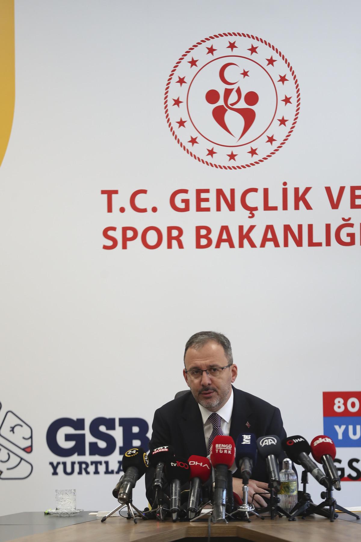 Kasapoğlu, 2022-2023 eğitim &ouml;ğretim yılı yurt başvurularının başladığını a&ccedil;ıkladı: (1)