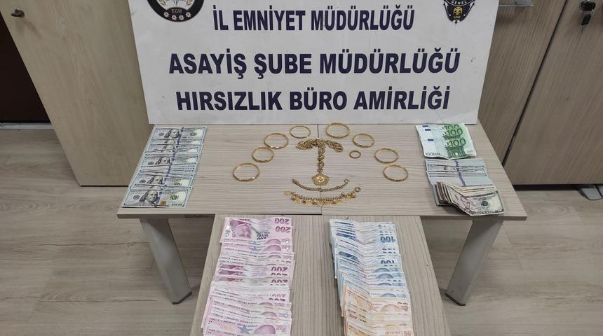 Konya'da evlerden hırsızlık yaptıkları iddiasıyla 5 şüpheli tutuklandı