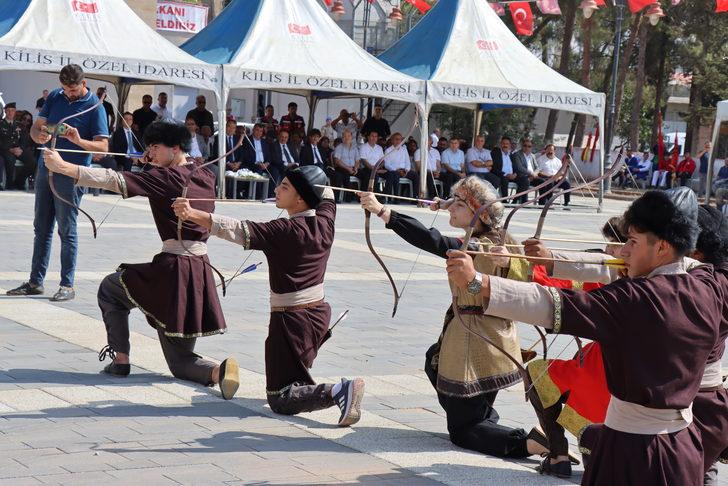 Mercidabık Zaferi ve Fırat Kalkanı Harekatı'nın yıl dönümü dolayısıyla Kilis'te tören düzenlendi G5