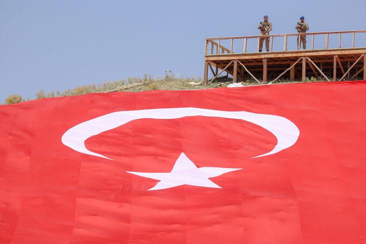 Malazgirt Zaferi'nin 951. yıl dönümü etkinlikleri Ahlat'ta yoğun katılımla sürüyor G4